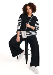 [Taking Shape] Taking Shape Natural Stripe Obsession Tunic Size 16 in Black / White, Viscose - Plus Size Women's Clothing Black / White