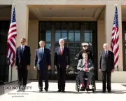 BARACK OBAMA FORMER POTUS @ GEORGE W BUSH MUSEUM DEDICATION 8X10 PHOTO (ZY-281)