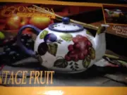Oneida kitchen teapot w/ lid vintage fruit & bonus collector mini teapot