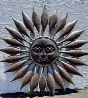 Large Tuscan Iron Metal Sun Wall Decor Rustic Antique Garden Indoor Outdoor 27”D