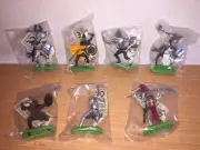 Britains Toy Soldier SET of 7 Plastic MEDIEVAL KNIGHTS + Tags MIB Vintage