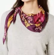 NWT ECHO SCARF MUMBAI FLORAL SMOKED LILAC ECHO SCARF SILK E11