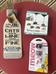 Cat Bottle Sock, Wine Markers And Meow Bag Ties New!