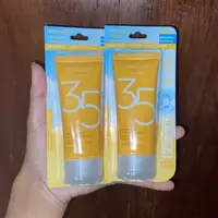 在飛比找蝦皮購物優惠-Wardah UV Shield SPF 35 PA Ess