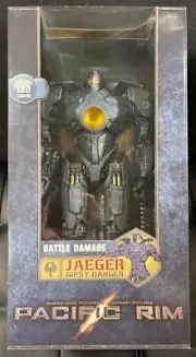 RARE NECA Pacific Rim 18" Jaeger Gipsy Danger (Battle Damage) Action Figure MIB