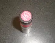 (1) REVLON MATTE LIPSTICK 005 STRAWBERRY SUEDE SEALED TUBE