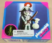 Playmobil Special 4603 Pirate Skeleton Costume NEW! Halloween Glow in the Dark