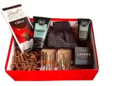 Mens gift hamper bath & body Urban Mess & Lindt chocolate , manicure set & more