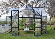 Maze Walk in Polycarbonate Greenhouse Victory