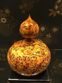 在飛比找Yahoo!奇摩拍賣優惠-（已售出）珍稀絕品!台灣檜木Hinoki黃金玫瑰釘 聚寶盆 