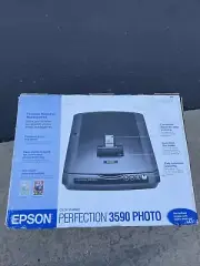 New Genuine Epson Perfection 3590 Color Photo Scanner 35mm film strip scanning