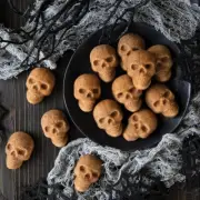 Nordic Ware Cakelet Pan | Skull Bites