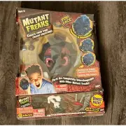 Mutant Freaks - Fish Face - Create Your Own Creepy Creature with Bonus Pack