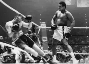 Muhammad Ali Knocking Chuck Wepner Onto The Ropes 1975 Old Boxing Photo