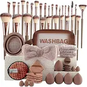 Make Blend of Perfectly Blended Eyeshadow and Sweep Easily. Use Precise Colouring and a Perfect Foundation Application for Transparent Make-Up, This Set Is For Naturally Nude