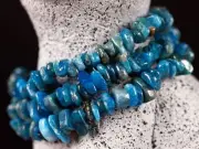 Blue APATITE Crystal Bracelet - Chip Beads - Beaded Handmade Jewelry, E0632