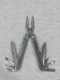 在飛比找Yahoo!奇摩拍賣優惠-Leatherman PST工具鉗  老件新品