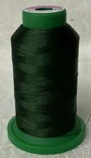 ISACORD 40, Machine Embroidery / Sewing Thread 1000m Colour 5555 DEEP GREEN