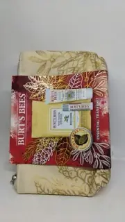 Burt's Bees Essential 4 Piece Travel Kit Facial Cleansing Towelettes, lip balm