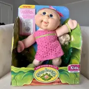 Cabbage Patch Kids 14-Inch Doll with Birth Certificate & Adotation Paper New