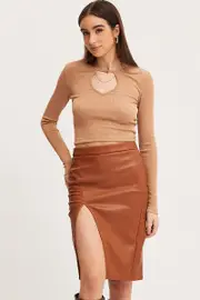 Beige High Rise Skirt Front Split Faux Leather - Size 8, Women's Bodycon Skirt