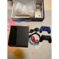 在飛比找蝦皮購物優惠-PS4 主機、雙手把、配件、多款遊戲一次帶走