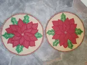 Cynthia Rowley Round Beaded Christmas Poinsettia Placemat Set Of 2