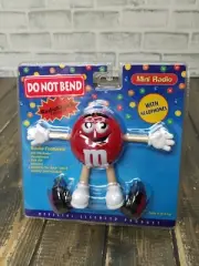 NEW SEALED - RadioShack Exclusive M&M Mini FM-AM Radio with Headphones