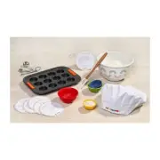 Le Creuset Family Set Pan Mixing Measuring Bowls Chef Hat Spoons Spatula Recipe
