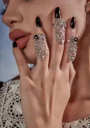 [Widow] Strange Apparitions Jewel Claw Rings