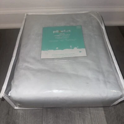 Pillowfort 6lbs Weighted Kids Blanket
