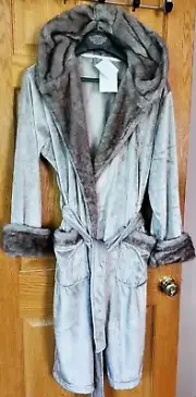POTTERY BARN Women’s Alpaca Faux Fur Luxury Cozy Hooded Robe Size Medium NWT