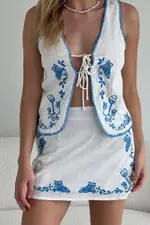 White Abstract Mini Skirt A Line Placement Embroidery - Size 10S, Women's A Line Skirt