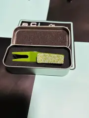 SCOTTY CAMERON Pivot Tool Lime Green Hawk