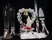 Valentine Day LOVE RED Wedding Cake Topper LOT Glasses Server set Garter top