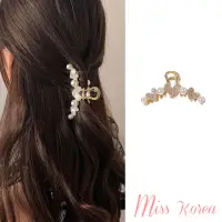 在飛比找momo購物網優惠-【MISS KOREA】韓國設計浪漫滿鑽愛心珍珠氣質髮夾 抓