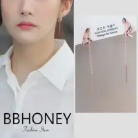 在飛比找momo購物網優惠-【BBHONEY】韓劇金秘書同款朴敏英配戴款水晶長款耳飾耳針