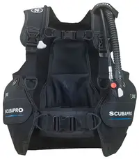 在飛比找Yahoo!奇摩拍賣優惠-海想玩~ SCUBAPRO T-ONE2020 BCD (全