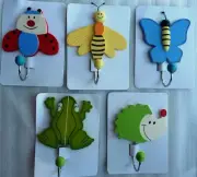 BN WOODEN COAT HOOKS - MEDIUM - ASSORT- GREAT GIFT IDEA