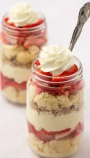 2 STRAWBERRY VANILLA CAKE JARS, Ready To Eat YUMMY YUMMY SOFT GOURMET
