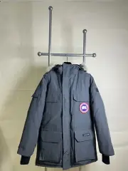 Size M Canada Goose Men's Grey down jacket Free shipping