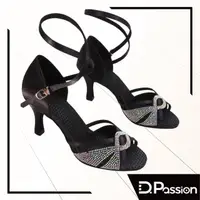 在飛比找momo購物網優惠-【D.Passion x 美佳莉舞鞋】11052 黑緞 2.