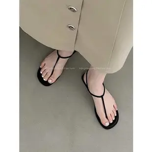 韓國東大門代購23夏新款ins法式極簡夾趾細帶素色金銀色平底涼鞋