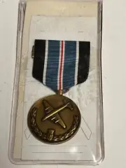 VINTAGE WWII MEDAL & RIBBON U.S. MEDAL FOR HUMANE ACTION