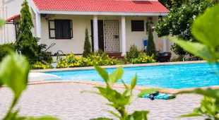 Baligarden Villa with Private swimming pool Mamallapuram