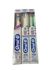 VTG. 1993 ORAL B ADVANTAGE P-REMOVER TOOTHBRUSH 40 Soft (3-PK)