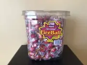 Ferrara MFMSCS16 Atomic FireBall Sweet Candies - 240 Pieces