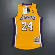100% Authentic Kobe Bryant Mitchell Ness 08 09 LA Lakers Jersey Size 40 M Mens