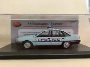 1/43 TRAX Models TRR143D 1988-91 VN Commodore – South Australian Police - Blue