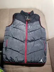 NIKE AIR JORDAN Reversible Puffer Vest UNISEX Youth 13-15